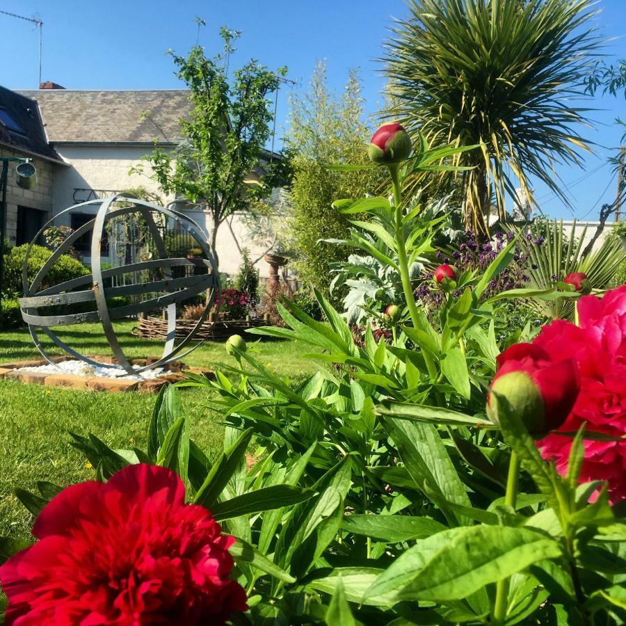 Bed and Breakfast Le Grenier Du Jardin Pontorson Exterior foto